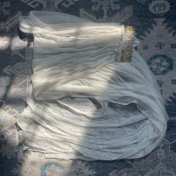 100% pure silk rhinestone veil